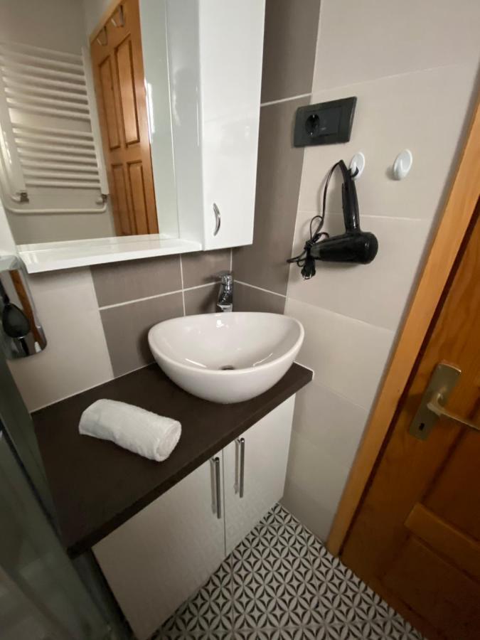 Strawberry Apartments City Center 노비사드 외부 사진