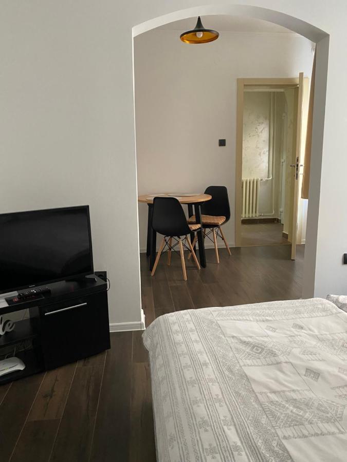 Strawberry Apartments City Center 노비사드 외부 사진
